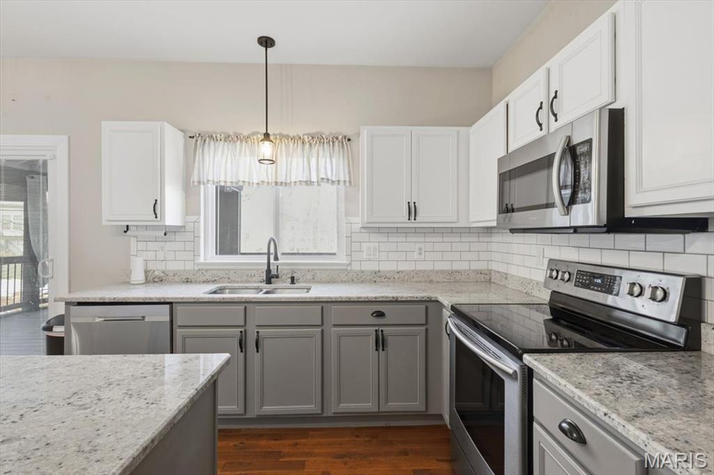 Bluffs Five The - Residential