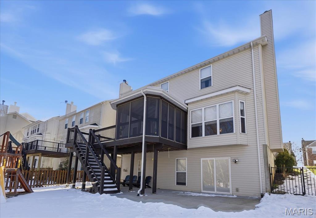 Bluffs Five The - Residential