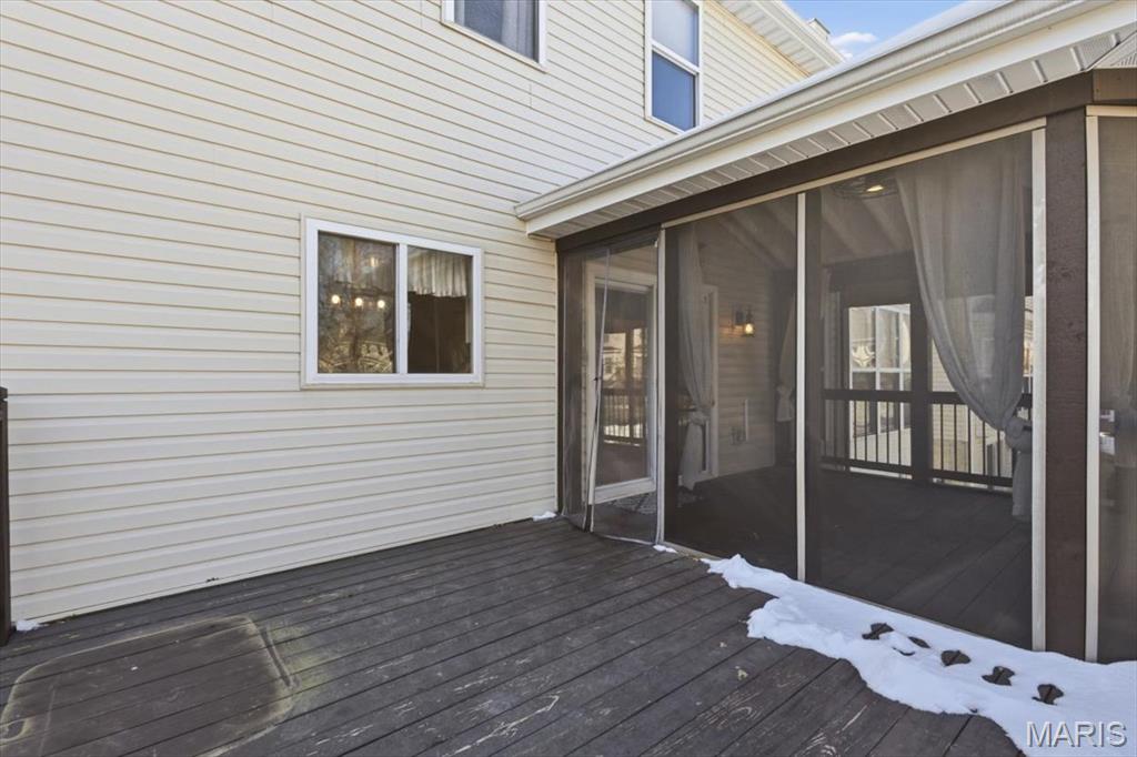 Bluffs Five The - Residential