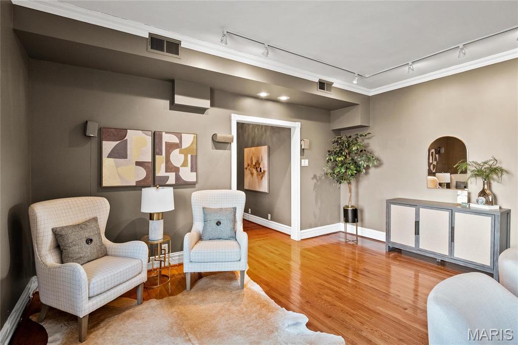 625 Skinker Condo - Residential