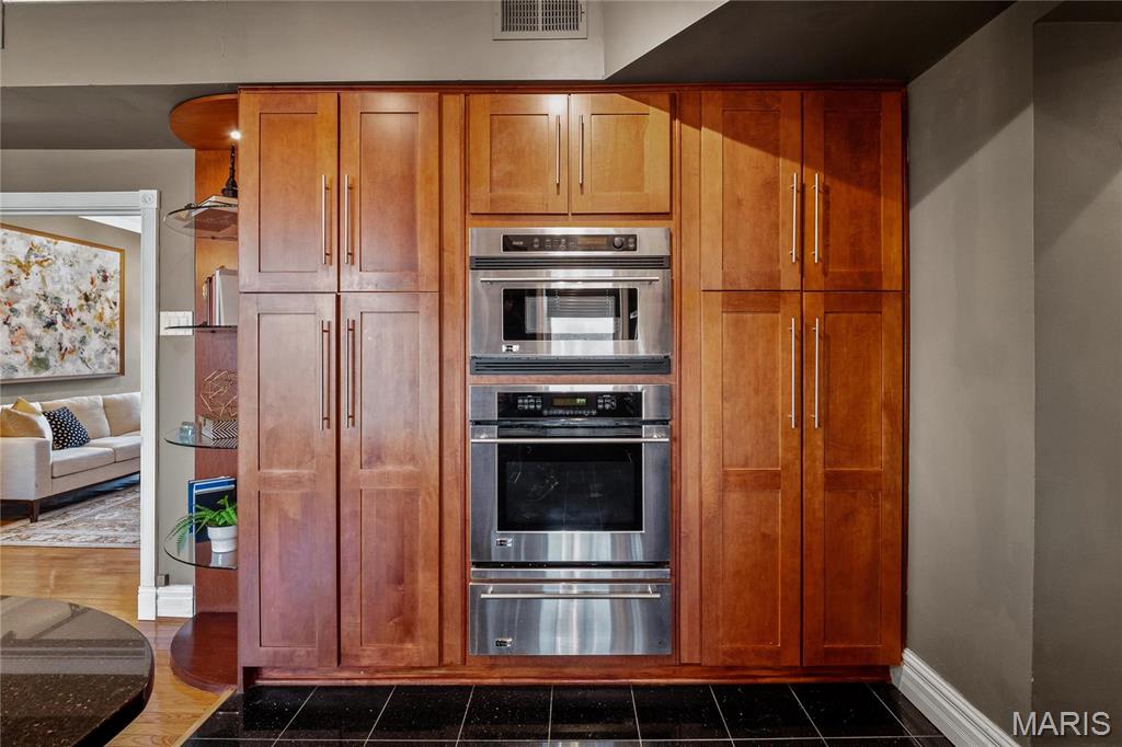 625 Skinker Condo - Residential