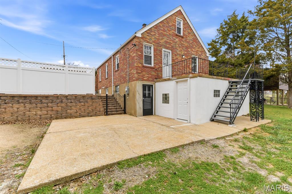 SURVEY 0000 SEC 13 TWN 43 RANGE - Residential Lease