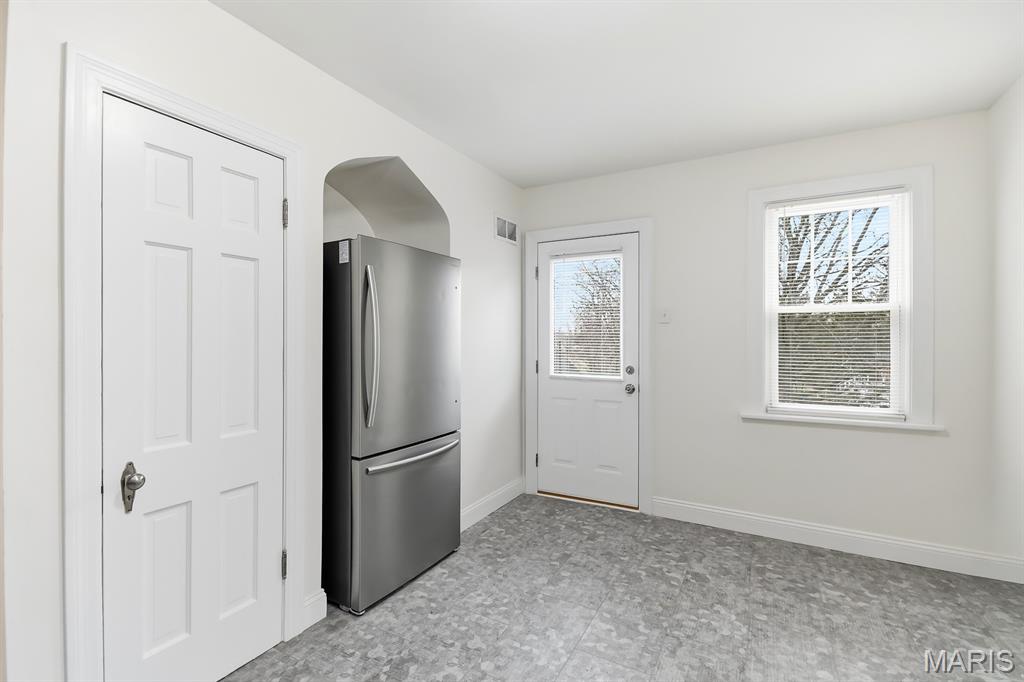 SURVEY 0000 SEC 13 TWN 43 RANGE - Residential Lease