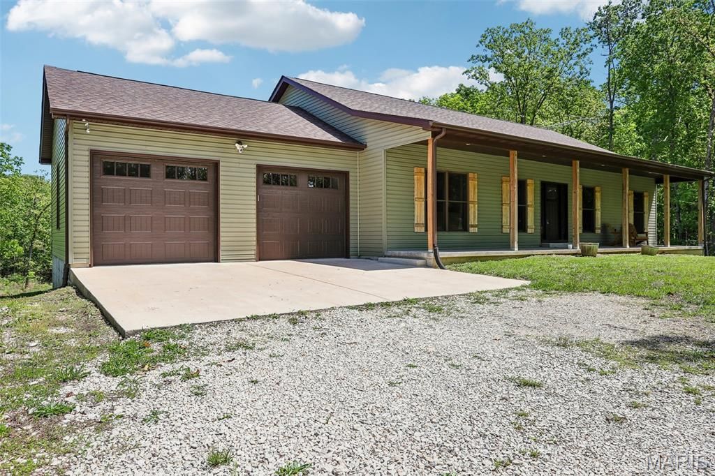 Photo of 10802 Pat Daly Road, Cadet, MO 63630 (MLS # 26026025)