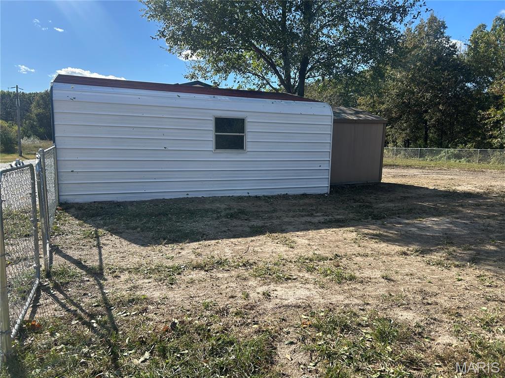 Moscow Mills, Missouri 63362, United States, 3 Bedrooms Bedrooms, ,2 BathroomsBathrooms,Residential,Active,221328