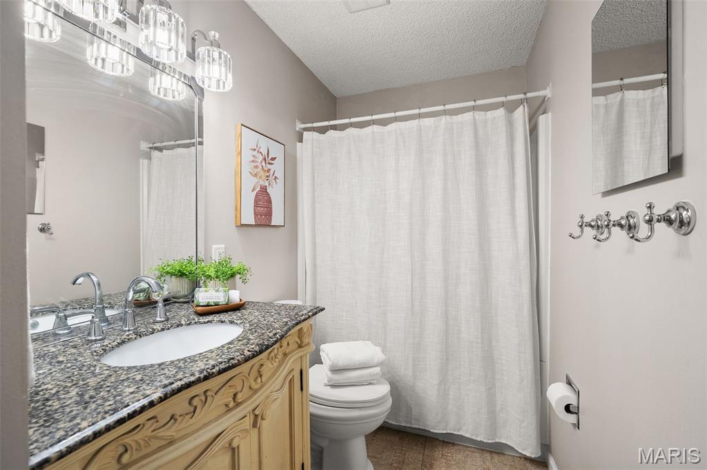 Brentwood Forest Condo Ph Five - Residential