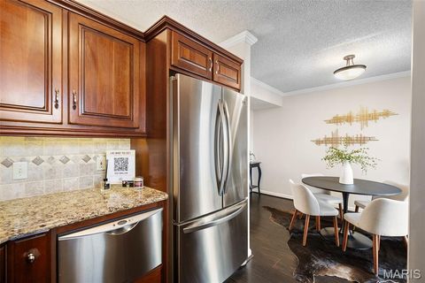 Tiny photo for 1530 Swallow Drive, Brentwood, MO 63144 (MLS # 26018674)