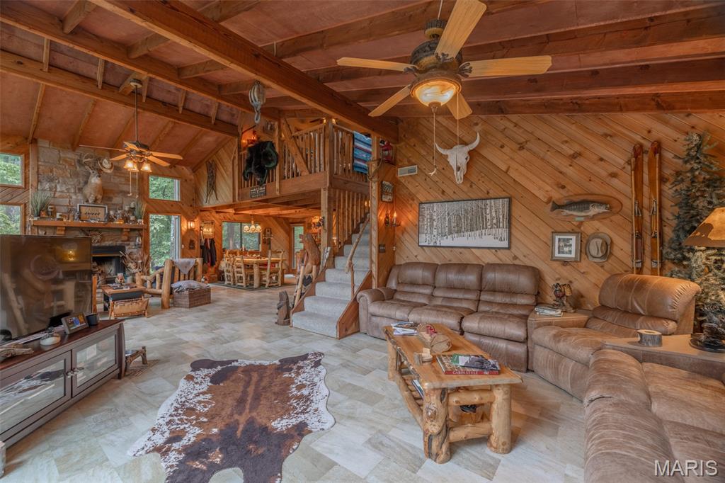 483 Hummingbird View Drive