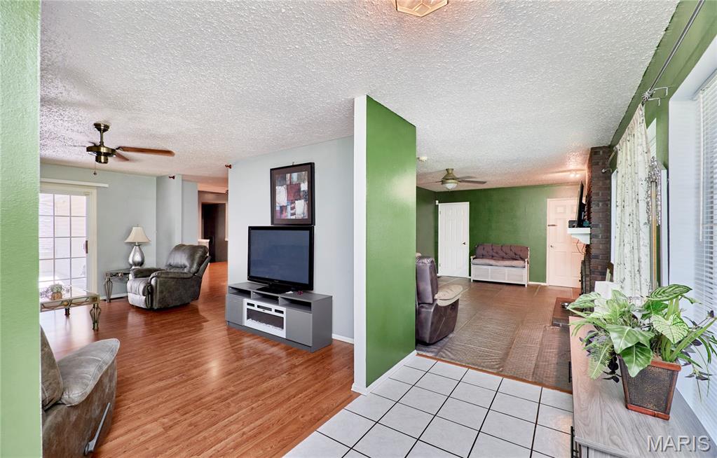 1628 Clock Tower Drive