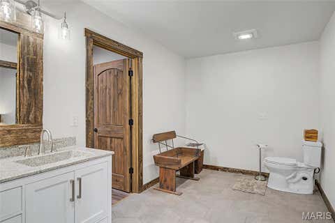 Tiny photo for 10 Henebry Hills Lane, Troy, MO 63379 (MLS # 26047586)