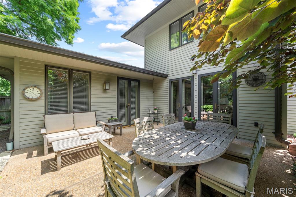 149 N Hanley Road