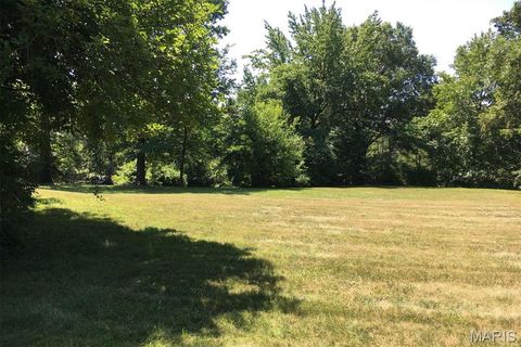 Tiny photo for 866 Deaver Lane, Creve Coeur, MO 63141 (MLS # 21047417)