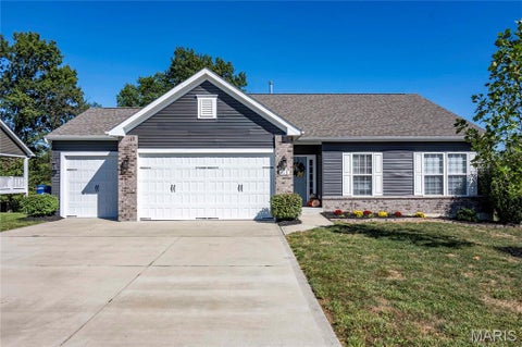Photo of 113 Winter Wheat Trail, Pacific, MO 63069 (MLS # 26064198)