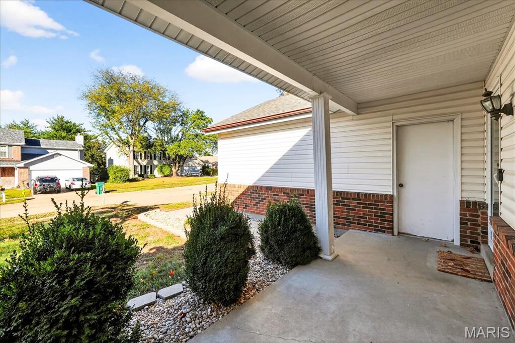 818 Clintwoode Court