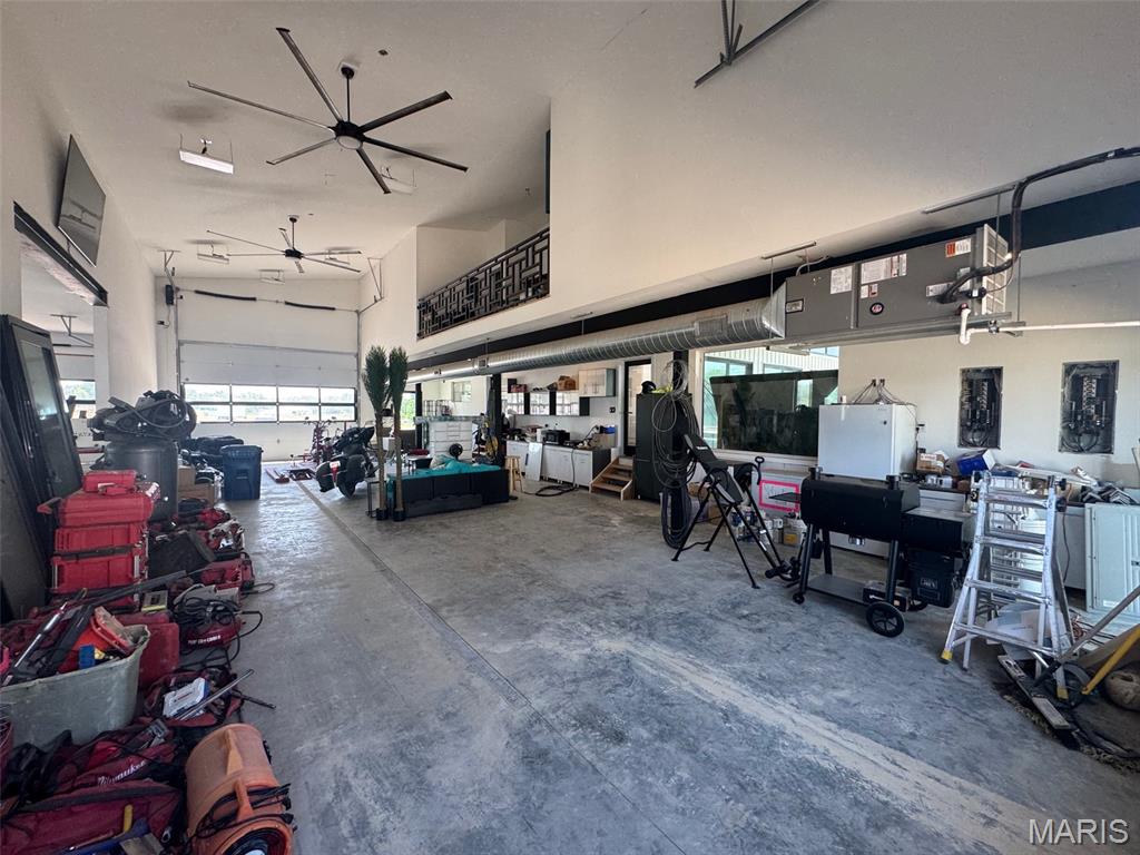 Complex - Commercial Sale