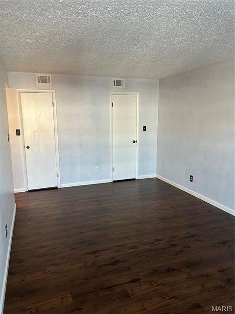 Tiny photo for 14471 Bantry Lane #16, Chesterfield, MO 63017 (MLS # 26025755)
