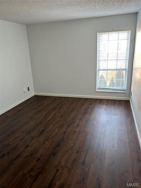 Tiny photo for 14471 Bantry Lane #16, Chesterfield, MO 63017 (MLS # 26025755)