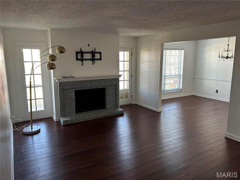 Tiny photo for 14471 Bantry Lane #16, Chesterfield, MO 63017 (MLS # 26025755)