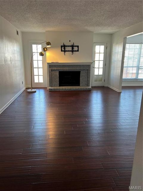 Tiny photo for 14471 Bantry Lane #16, Chesterfield, MO 63017 (MLS # 26025755)