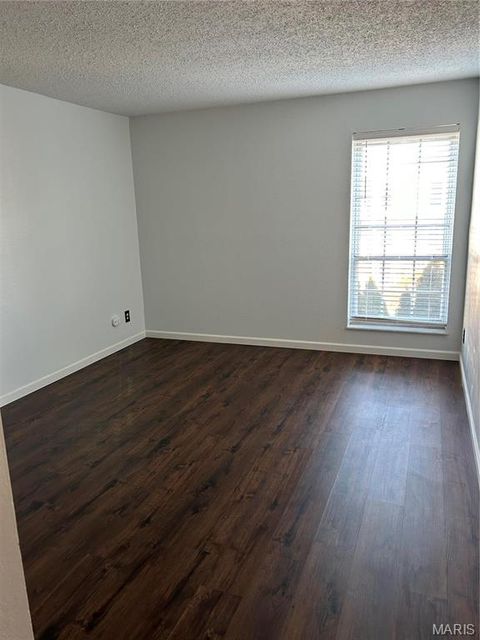 Tiny photo for 14471 Bantry Lane #16, Chesterfield, MO 63017 (MLS # 26025755)