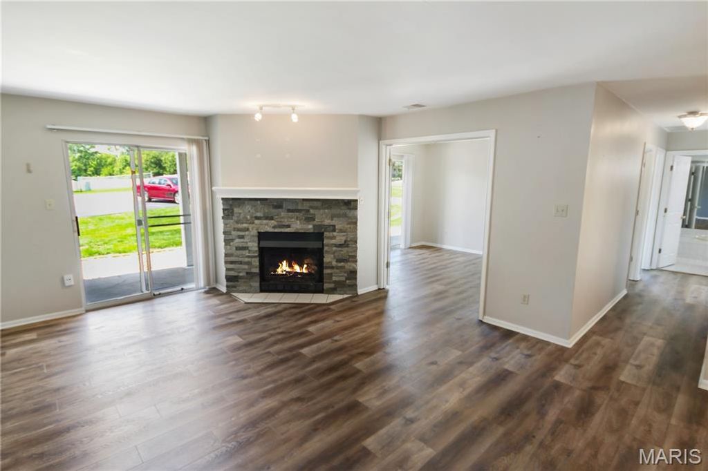 Photo of 111 Shirley Ridge Drive, St Charles, MO 63304 (MLS # 26029132)