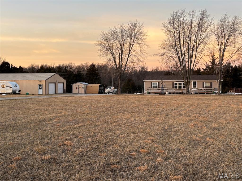 Laclede Not in list - Farm