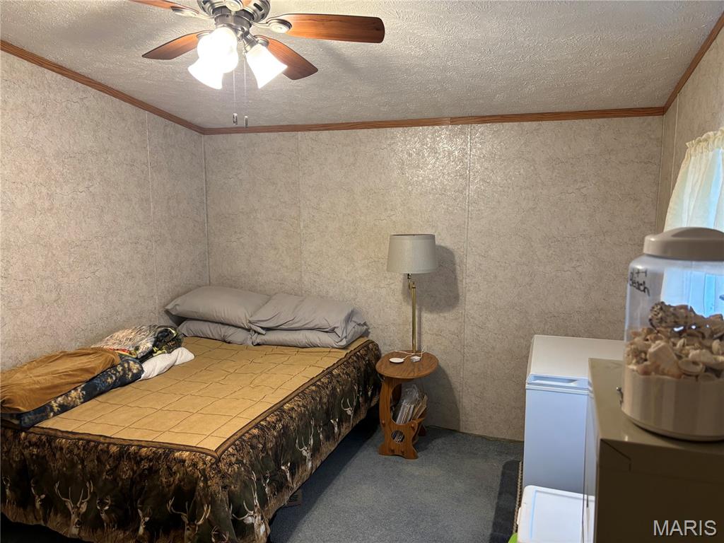 Laclede Not in list - Farm