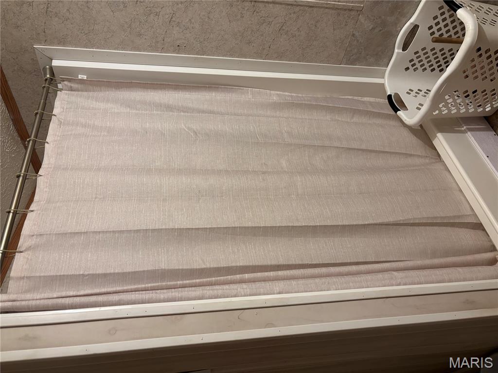 Laclede Not in list - Farm