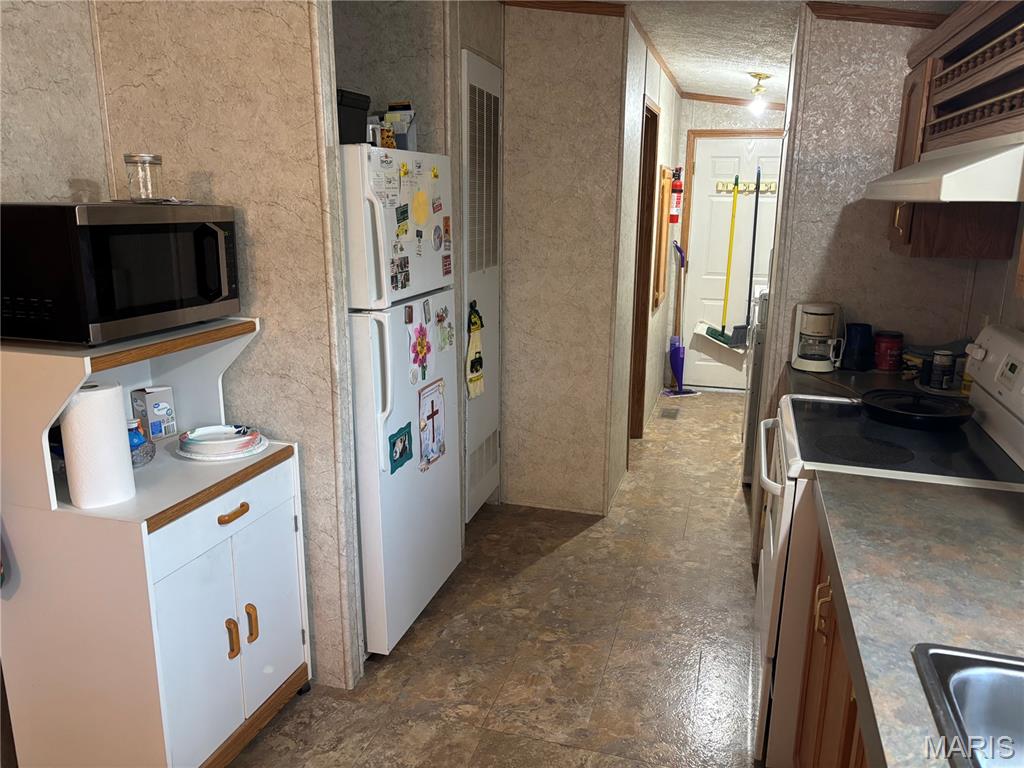 Laclede Not in list - Farm