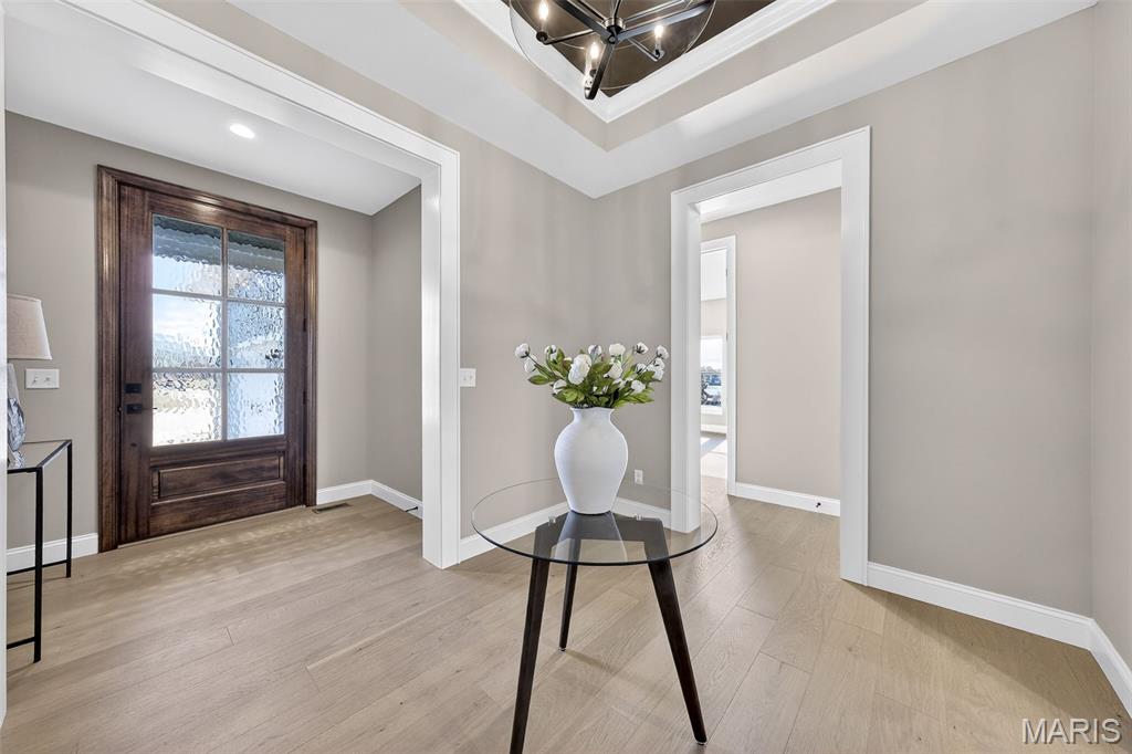 Santino Court - Residential