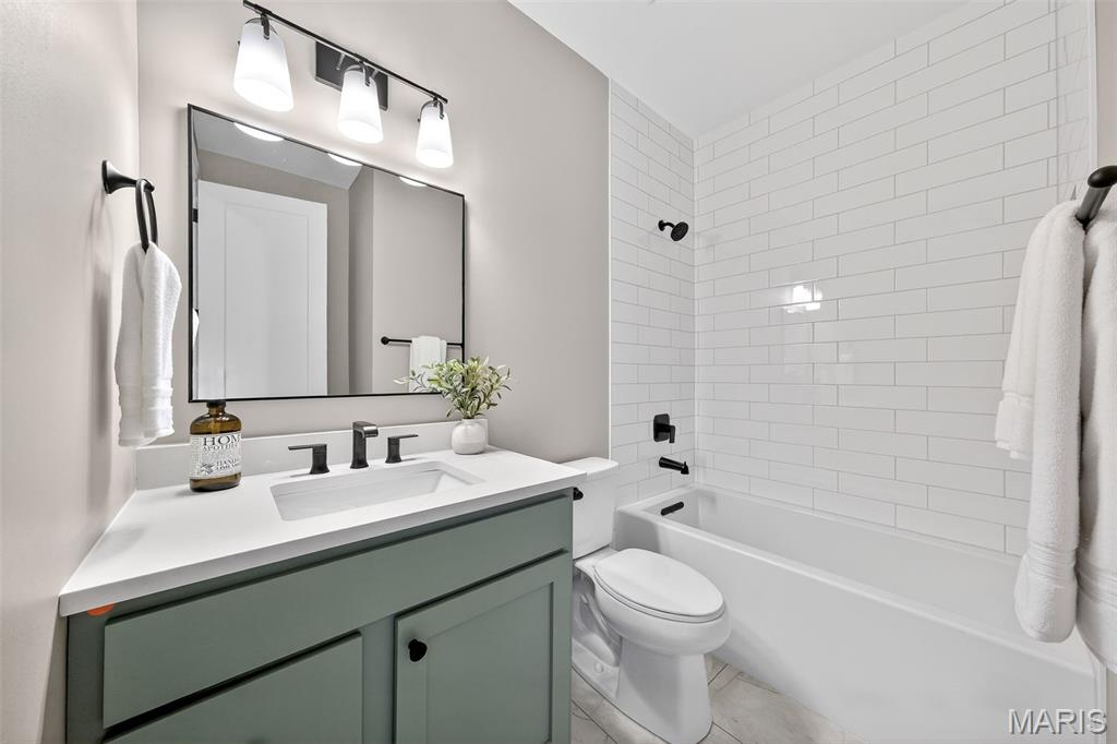 Santino Court - Residential