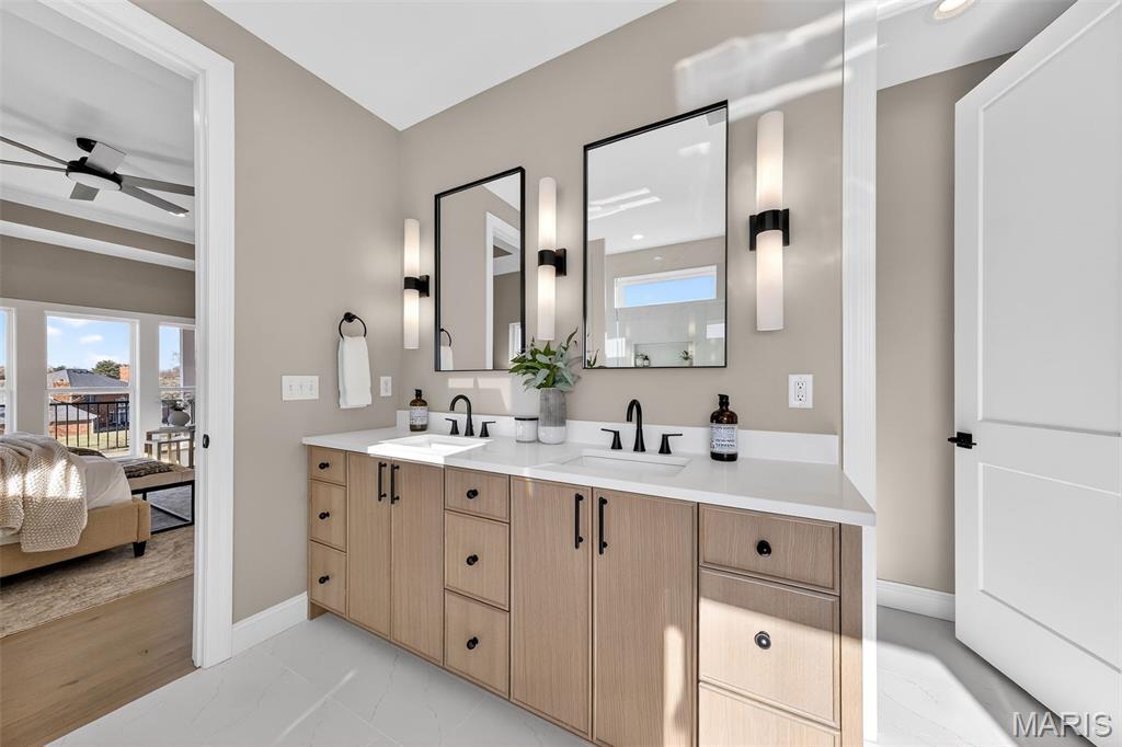 Santino Court - Residential