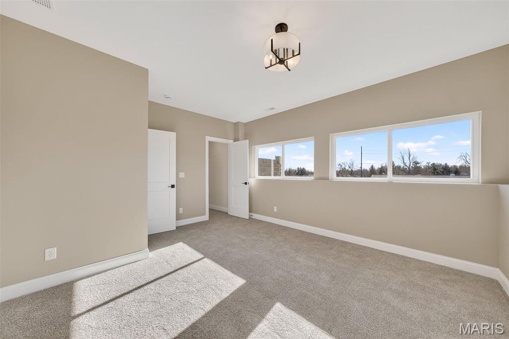 Santino Court - Residential