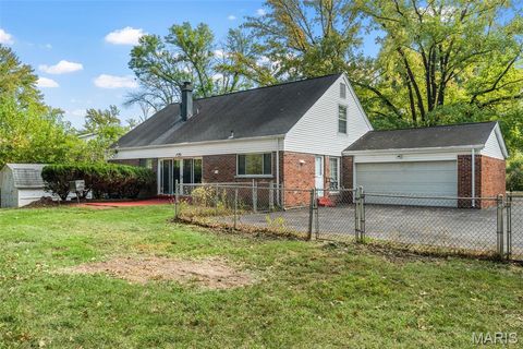 Tiny photo for 705 Claymont Drive, Ballwin, MO 63011 (MLS # 25069922)