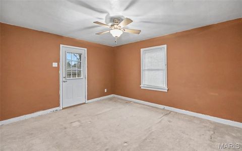 Tiny photo for 709 E 6th Street, Rolla, MO 65401 (MLS # 26018250)