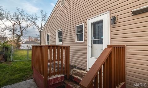 Tiny photo for 709 E 6th Street, Rolla, MO 65401 (MLS # 26018250)