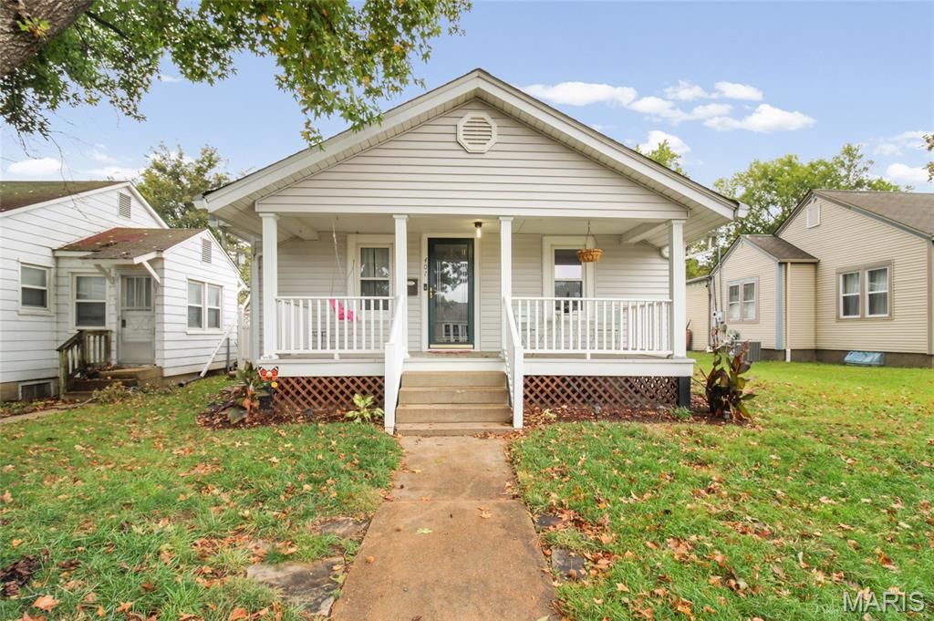 Photo of 407 7th Avenue, Crystal City, MO 63019 (MLS # 25072516)