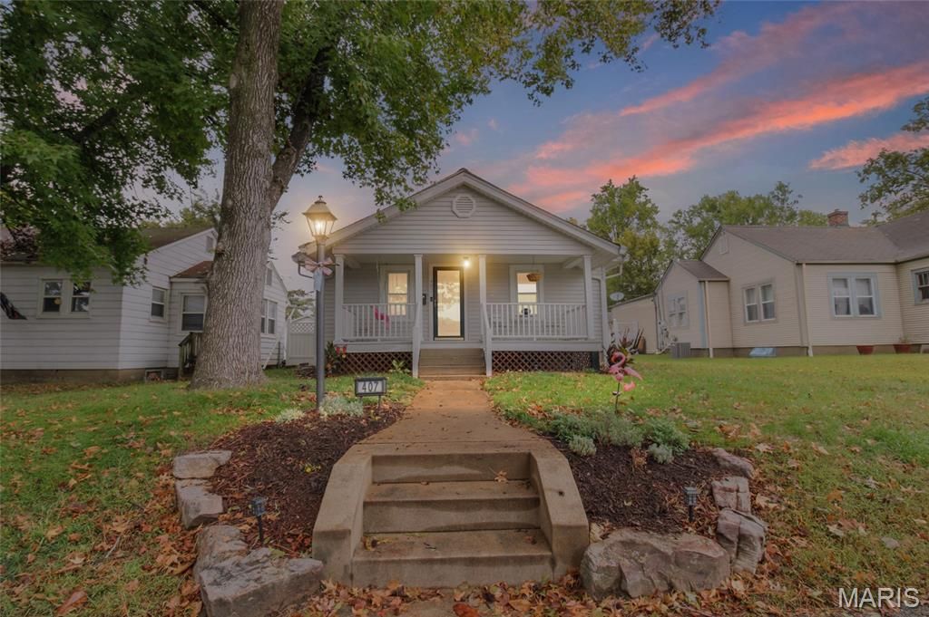 Photo of 407 7th Avenue, Crystal City, MO 63019 (MLS # 25072516)