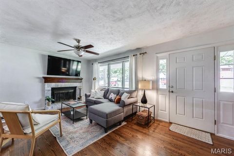 Tiny photo for 20 Elderwood Court, St Louis, MO 63026 (MLS # 26014895)