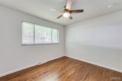 Tiny photo for 20 Elderwood Court, St Louis, MO 63026 (MLS # 26014895)