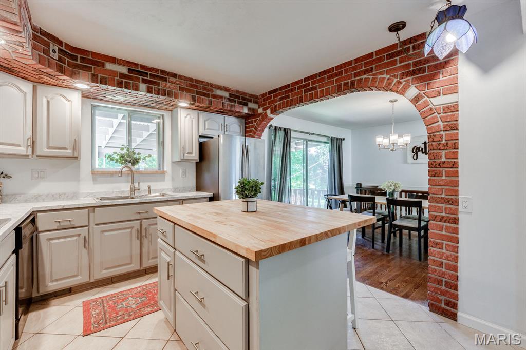 Forest Knoll - Residential