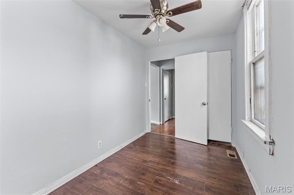 West Walnut Manor - Residential