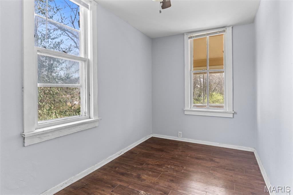 West Walnut Manor - Residential