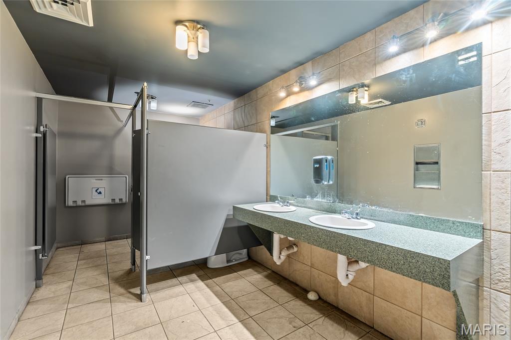 Downtown - Commercial Sale