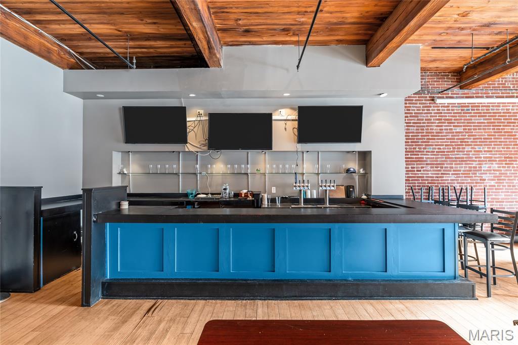 Downtown - Commercial Sale