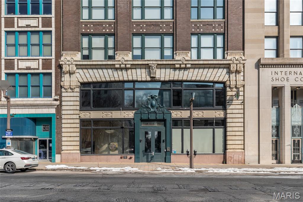 Downtown - Commercial Sale