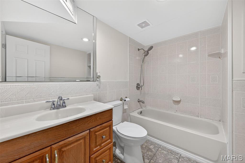 Wedgewood 11 - Residential