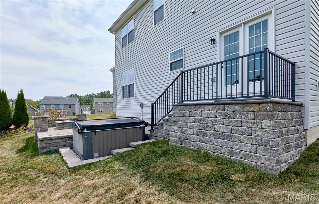 526 Golden Leaf Court