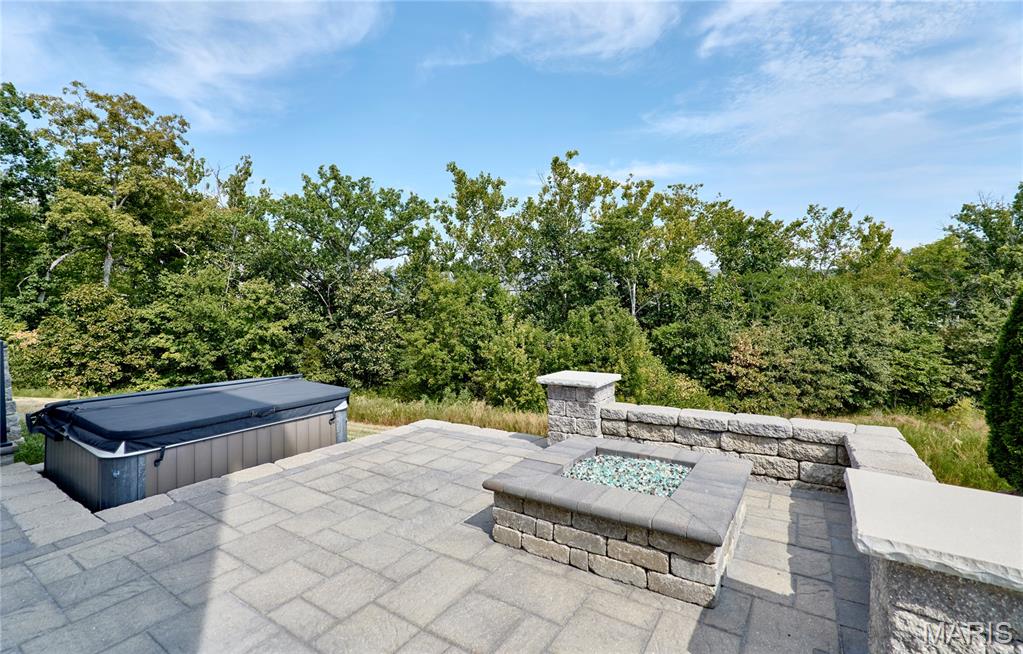 526 Golden Leaf Court