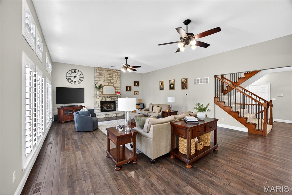 317 Quail Hollow Drive